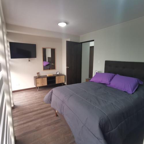 Cosmopolitan 502, La Paz (zdjęcie 4)