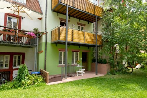 Superior Apartment image 1