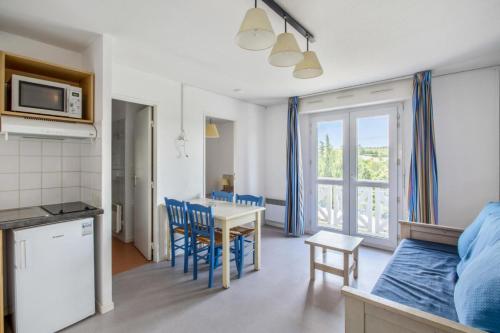 Résidence Debussy - maeva Home - Appartement 2 Pièces 4 Personnes - Budget 28 - Location saisonnière - Carnoux-en-Provence