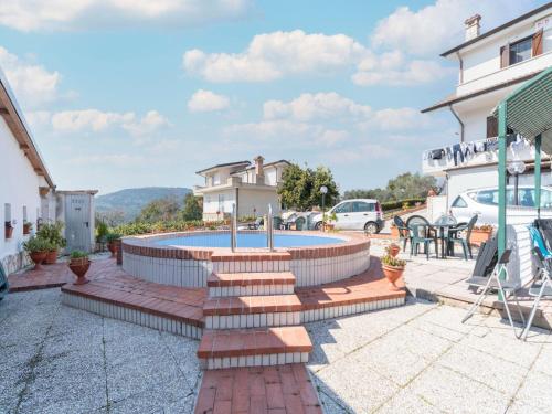 Appealing holiday home in Priverno with terrace gîte à louer Sezze