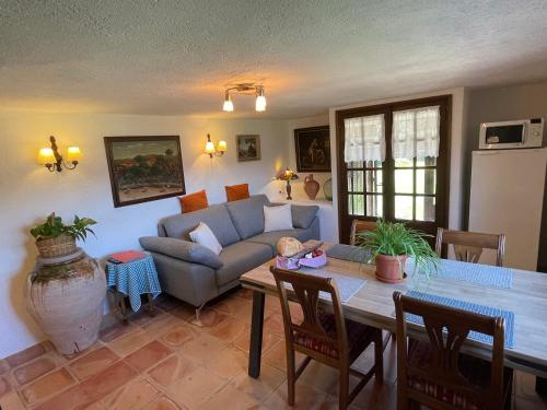 Masia Cap del Roc in Saldes