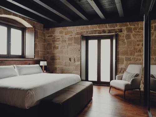 Hotel Santa María Briones