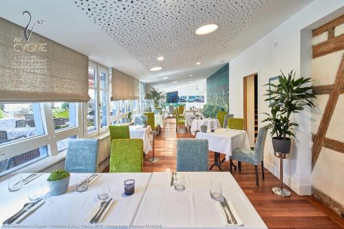 โรงแรมโอ ซิญ (Hotel Au Cygne) in ไกสพอลไชม์