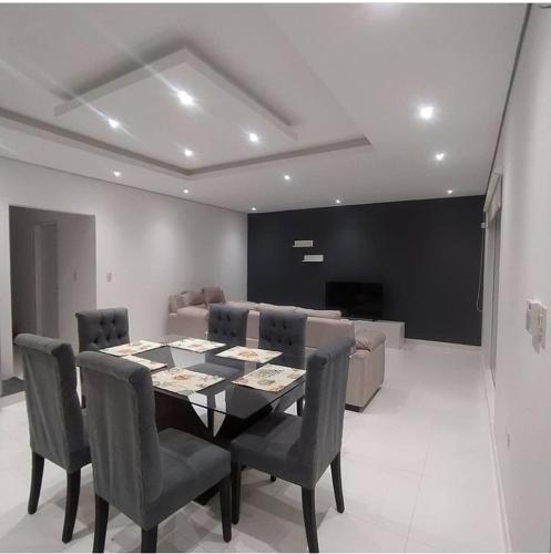 Villa San Nicolás con piscina (Villa San Nicolas con piscina) in 聖伯納迪諾