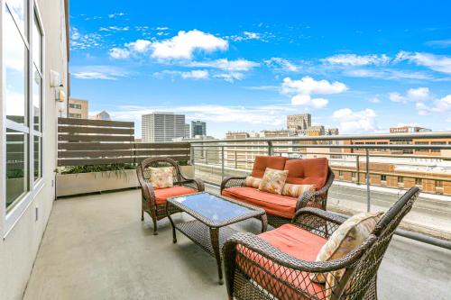 Modern & Fully Furnished Apartments in the Heart of the City New Orleans