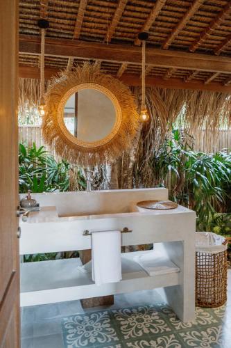 Gypsea Bali – Uluwatu, CO