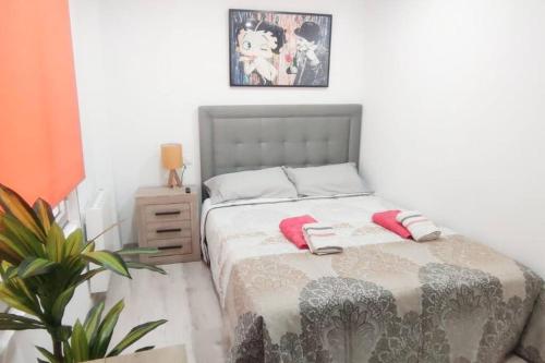  - LUJO - Parking, Maquina Arcade, Wifi y Netflix in Oviedo