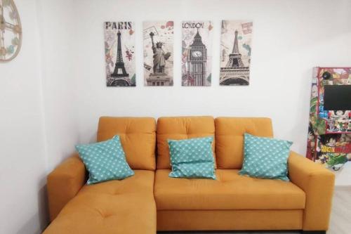  - LUJO - Parking, Maquina Arcade, Wifi y Netflix in Oviedo
