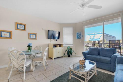Destin West Gulfside #304 by RealJoy Vacations - image 14
