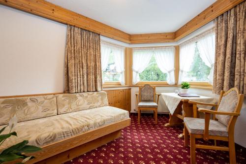 Hotel Garni Tyola – Ischgl, MO