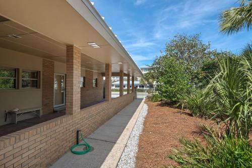 Butterfly Bluff by RealJoy Vacations - image 2
