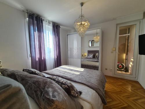 Luxurious Apartment Majda, 2 bathrooms and free parking, Split (photo 9)