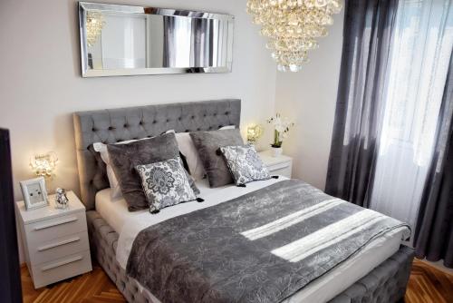 Luxurious Apartment Majda, 2 bathrooms and free parking, Split