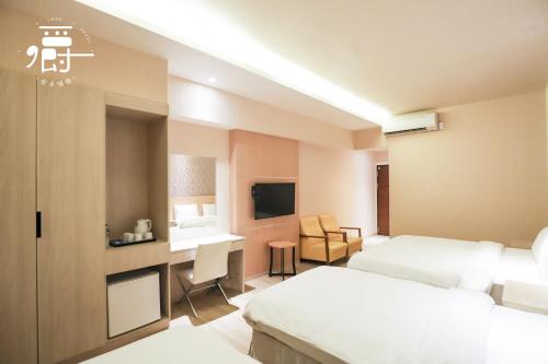 room detail thumbnail 0