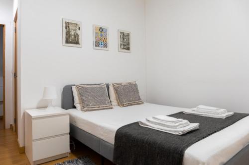 Entrecampos - Two bedroom apartment with Terrace, Lizbona