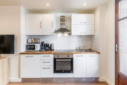 Gare St Charles- Superbe appartement avec 3 chambres, Marseille (photo 4)
