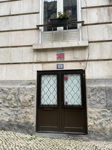 Antique M1 R1 - Amazing Double Room with shared Bathroom in Marques Pombal 3
