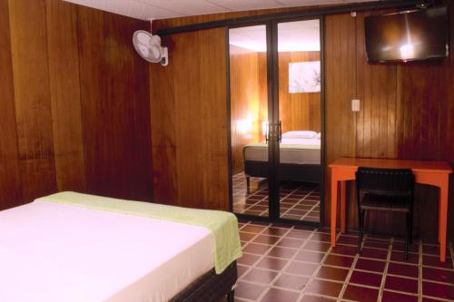 Casa Central completa, Santa Ana (foto 3)