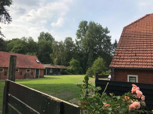 Dārzs, Twisterhof, appartement Anna, in Walchum