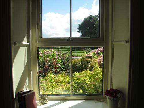 Skats, Tralia Farmhouse Self Catering in Kilnanare