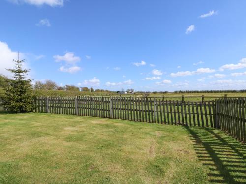 Viesnīcas āriene, Sheppard's Hut in Terrington St. Clement