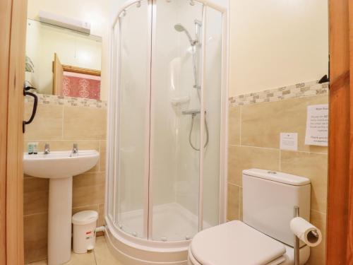 Hayloft Cottage Woodbridge - image 5