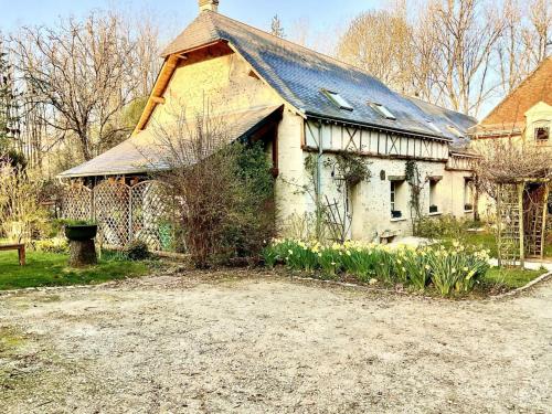 Gîte Souvigny-de-Touraine, 5 pièces, 8 personnes - FR-1-381-468 - Location saisonnière - Souvigny-de-Touraine