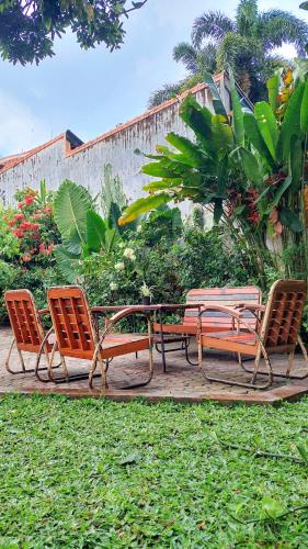 Garden, Snooze Hostel Ijen in Banyuwangi