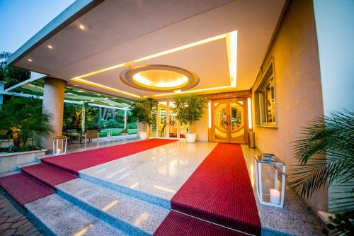 Hotel Ares - 출입구
