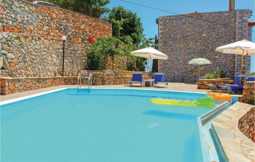 Gorgeous Home In Kalamata With Wifi