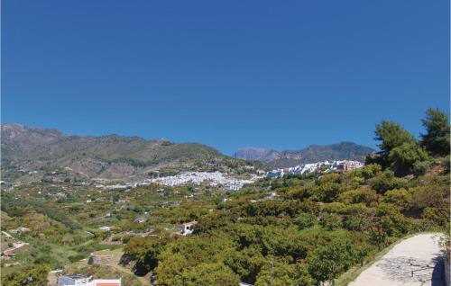 Three-Bedroom Holiday Home in Frigiliana - image 2