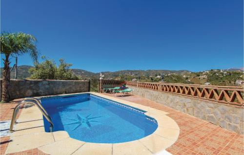 Three-Bedroom Holiday Home in Frigiliana - image 9