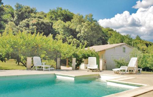 Beautiful Home In St, Julien De Peyrolas With Wifi gîte à louer Saint-Julien-de-Peyrolas
