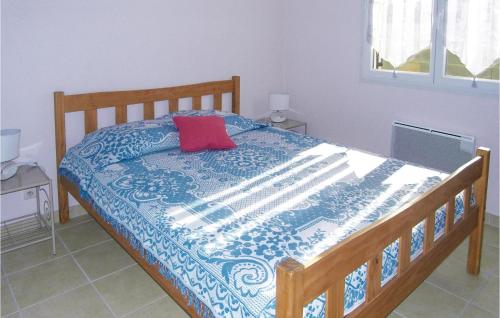 Nice home in Argeliers w/ Outdoor swimming pool Outdoor swimming pool and 3 Bedrooms - image 6