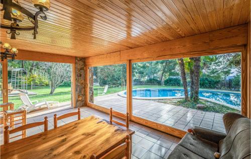 Six-Bedroom Holiday Home in Matadepera - image 8