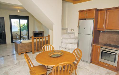 Beautiful Home In Diakopto Achaias P, With Kitchen