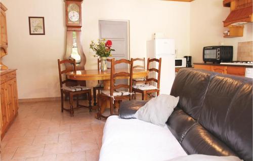 Nice Home In St, Julien De Peyrolas With Kitchen