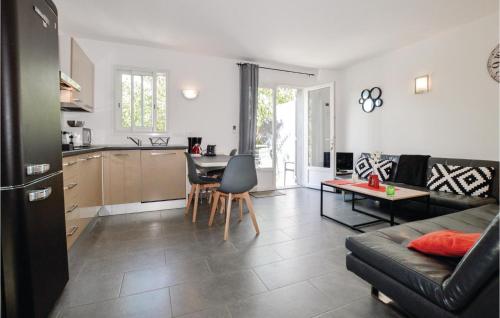 Amazing home in Ghisonaccia w/ WiFi 2 Bedrooms and Outdoor swimming pool - image 2