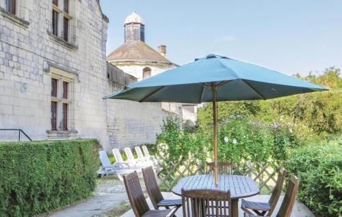 Balkon/terasa, Gorgeous Home In Chinon With Wifi in Les Lutinieres