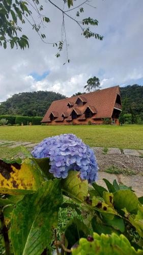 Hortênsias da Serra Pousada – Nova Friburgo, NC