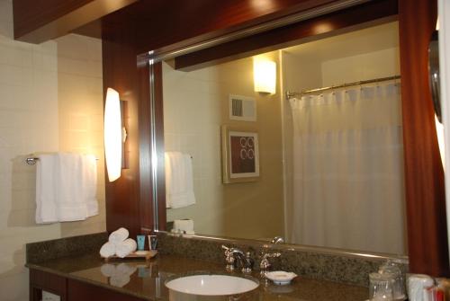 Crowne Plaza Hotel Foster City-San Mateo, an IHG Hotel