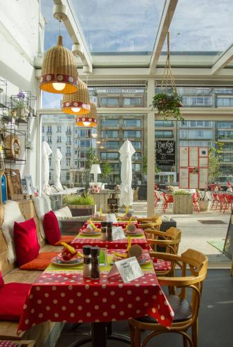 Restaurant, Hotel Aan Zee in De Panne