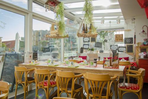 Restaurant, Hotel Aan Zee in De Panne