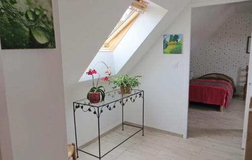 3 Bedroom Nice Home In Brain-sur-alonnes