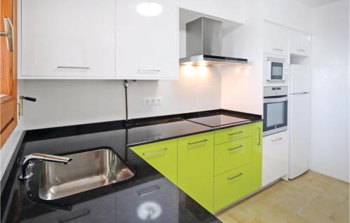 Four-Bedroom Holiday home Tossa de Mar with Sea view 06 - image 9