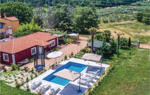 Nice home in Novigrad with 4 Bedrooms, WiFi and Outdoor swimming pool - Novigrad Istria