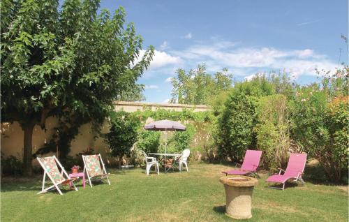 1 Bedroom Stunning Home In Caderousse