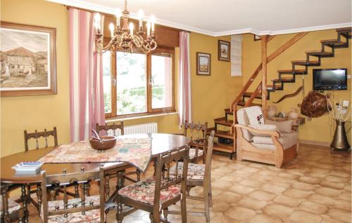  Gorgeous Home In Piloña With Kitchen in La Piñera