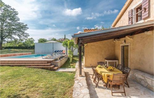 Viesnīcas āriene, Three-Bedroom Holiday Home In Barban in Sajini