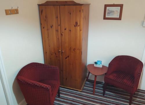 Double Room image 2